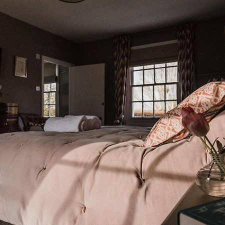 Bed and Breakfast The Naight House à Gloucester Extérieur photo